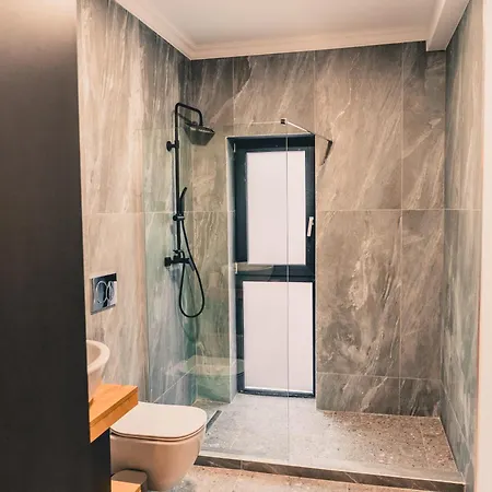 Cometei 3 Apartment *