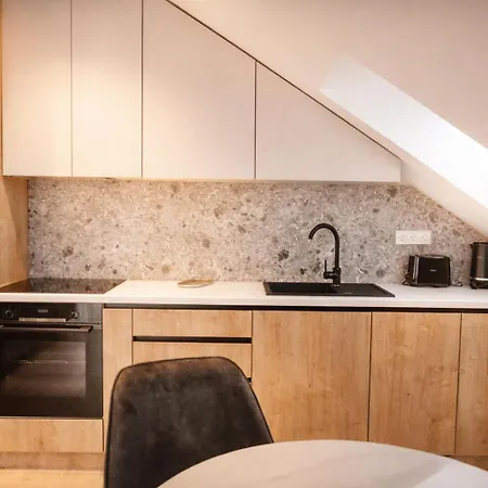 Apartamento Cometei 3 *