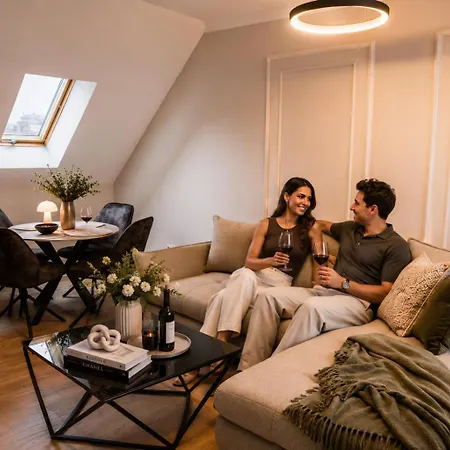 Apartamento Cometei 3 *